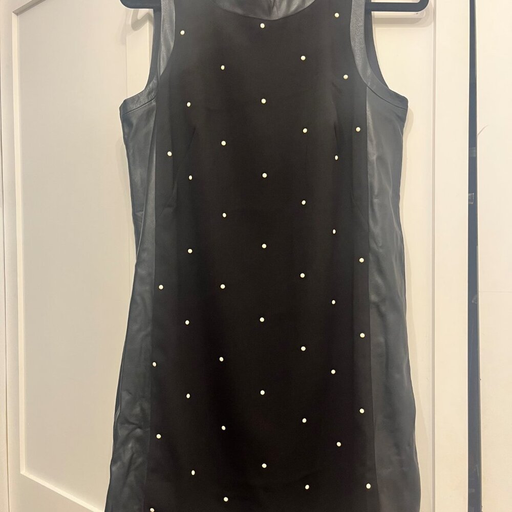 Ann Taylor Size 10 Faux Leather And Pearl Dress